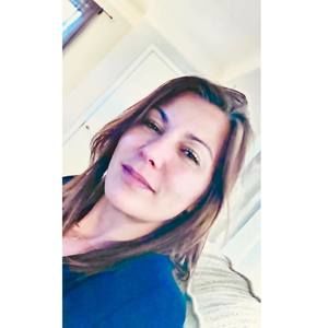 Meet your Posher, Simone